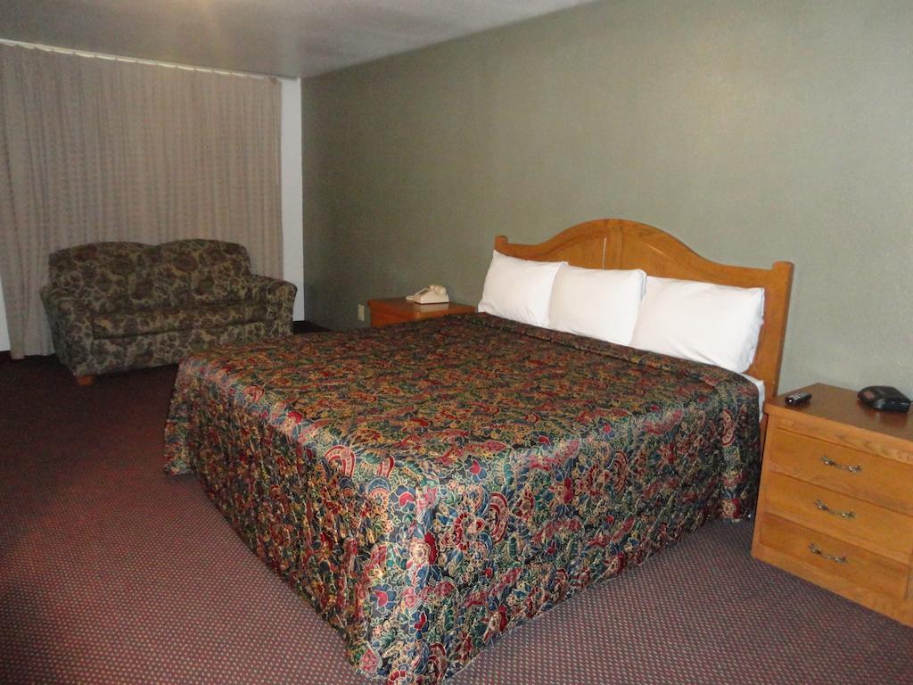 Garden Inn And Suites Silsbee Екстериор снимка