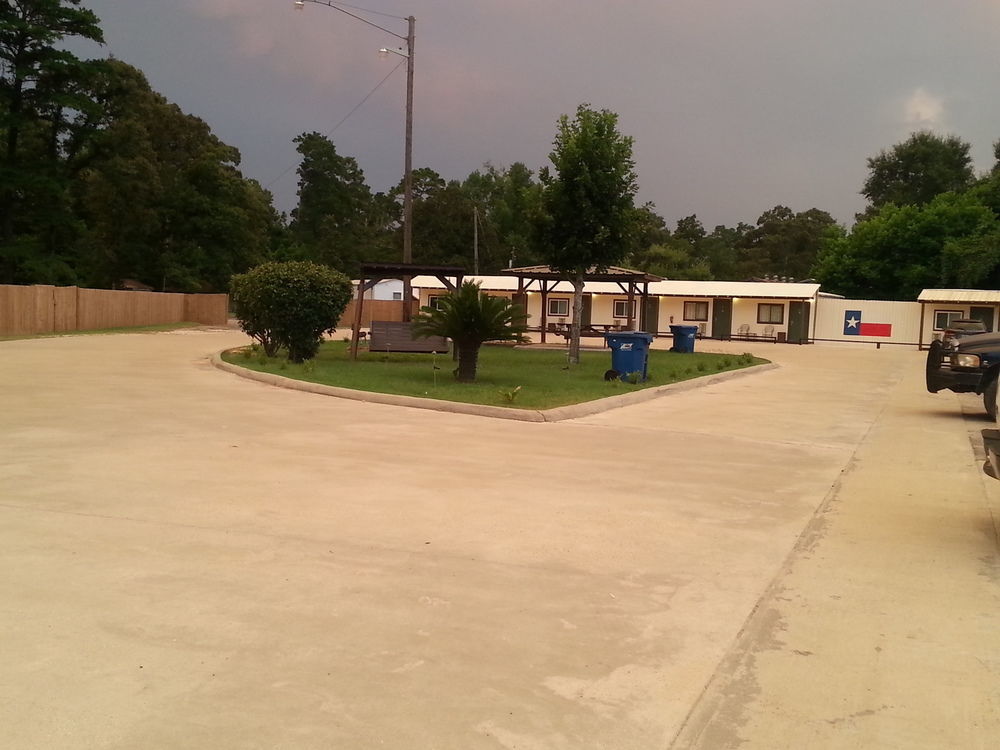Garden Inn And Suites Silsbee Екстериор снимка