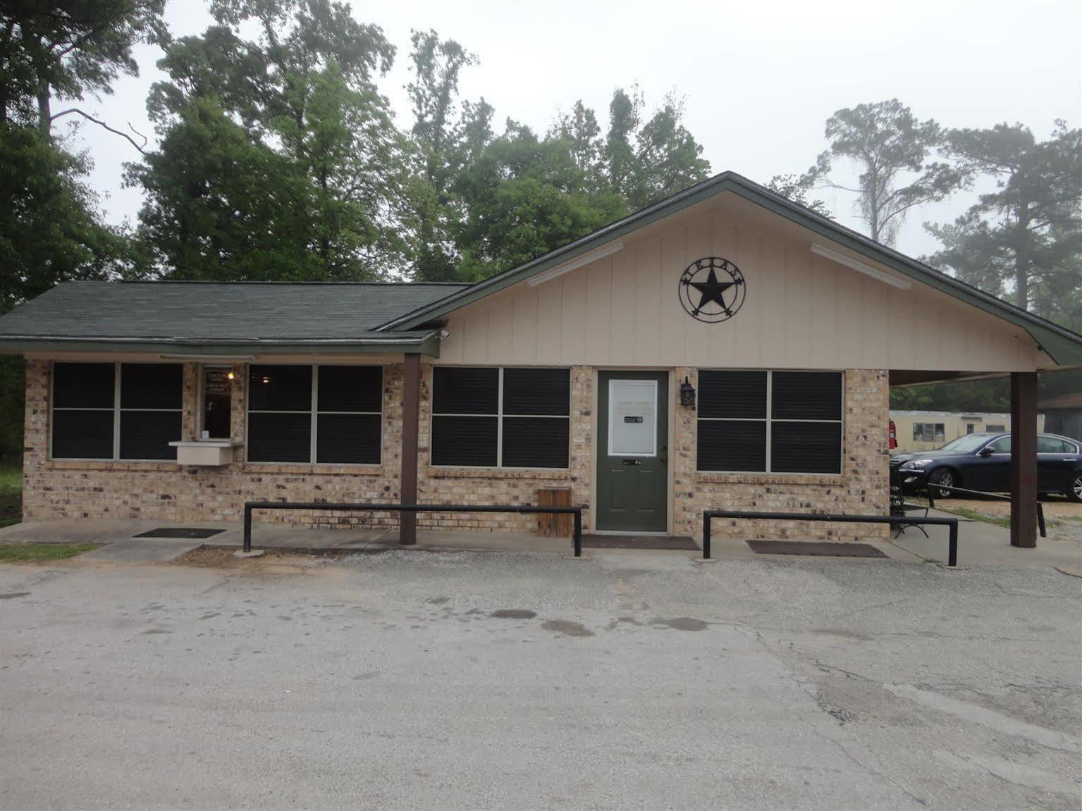 Garden Inn And Suites Silsbee Екстериор снимка